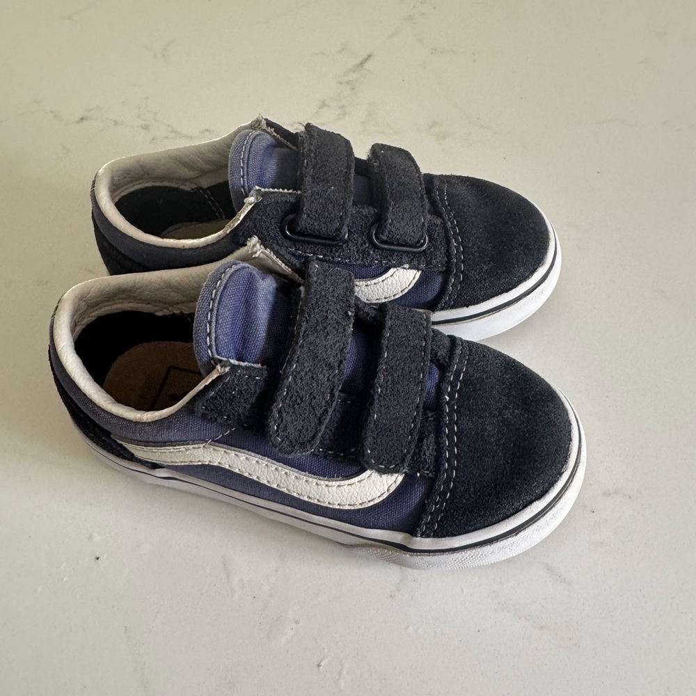 Vans Old Skool V Shoe - Toddler Size 8